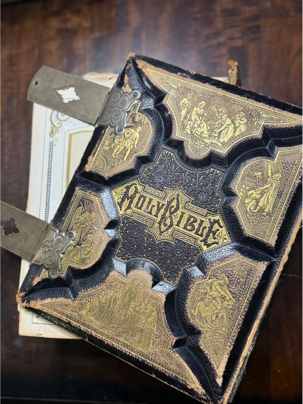 Antique 1880s Holy Bible | Damage | BEAUTIFUL BIBLE - Picture 10 of 11
